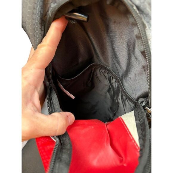 Water Buffalo Red & Grey Polyester PVC Hydration Backpack - backpack ONLY!! - Picture 4 of 10